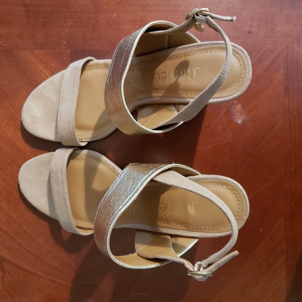 Tan/gold J.Renee sandals